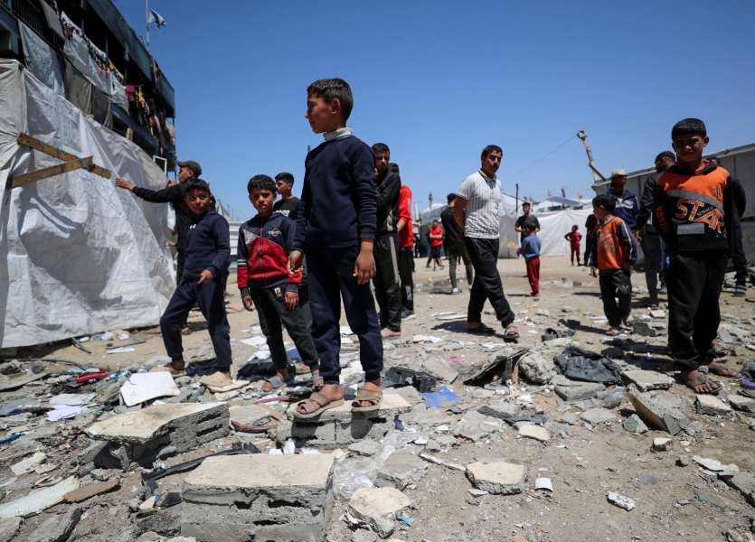 شهداء وجرحى بنيران الاحتلال خلال انتظار المساعدات في غزة