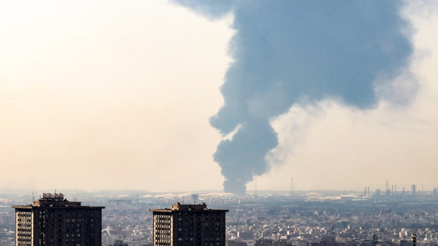 إعلام إيراني: هجوم إسرائيلي على منشأة تابعة لوزارة الدفاع في وسط البلاد