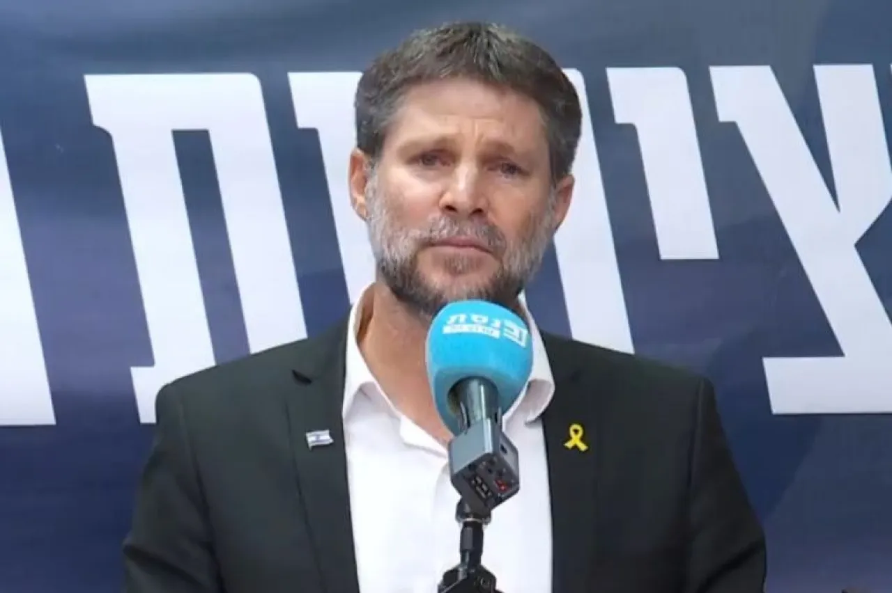 سموتريتش: نخوض حربًا لا مفر منها ضد إيران لمواجهة تهديد وجودي