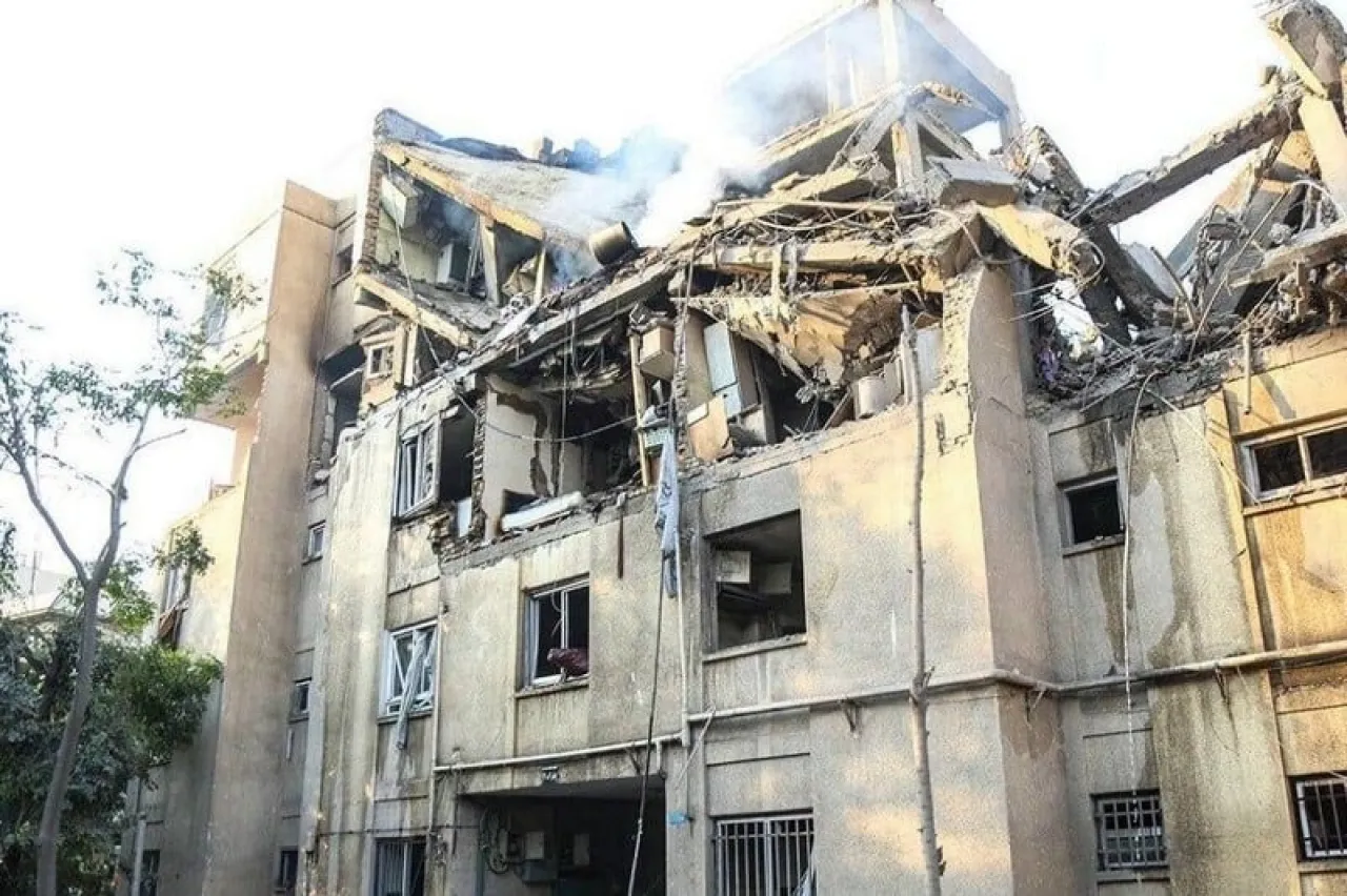 رويترز: مقتل 14 عالما نوويا إيرانيا منذ الجمعة