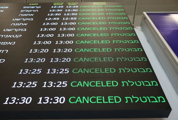 إسرائيليون وأجانب يدفعون آلاف الدولارات للخروج بحرا إلى قبرص