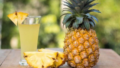 عصير الأناناس للنساء: فوائد صحية مذهلة لا تُقاوم