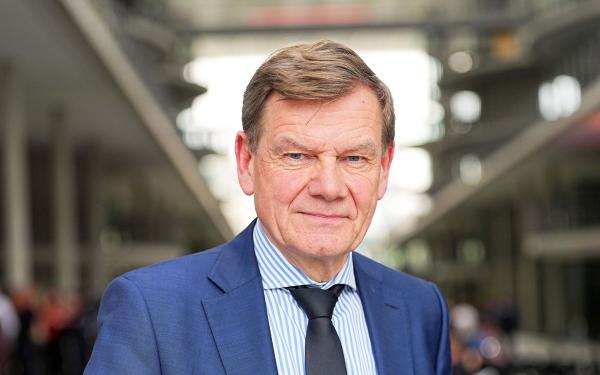 وزير ألماني لإيران: لم يفت بعد أوان الجلوس إلى طاولة المفاوضات