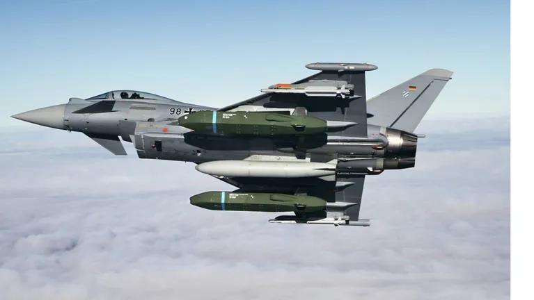 بوتين يحذّر ألمانيا من تزويد أوكرانيا بصواريخ تاوروس