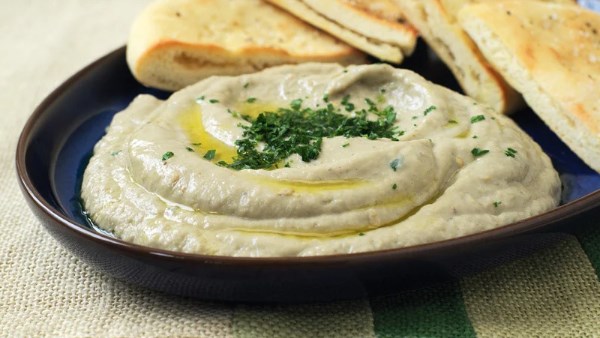 بملعقة طحينة .. طريقة عمل البابا غنوج بدون أي تكاليف