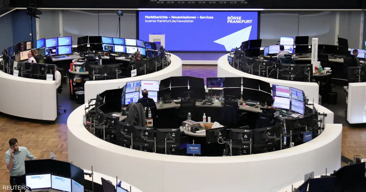 أسهم أوروبا تتعافى وعوائد السندات تتجه نحو انخفاض أسبوعي