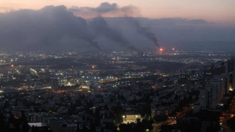 شركة ميرسك للشحن تعلق مؤقتا الرسو في ميناء حيفا