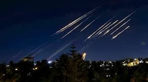 الحرس الثوري: الموجة 17 تضمنت قصفا مركبا بعيد المدى