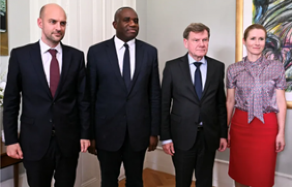 وزراء خارجية أوروبيون: مستعدون لإجراء المزيد من المحادثات مع إيران