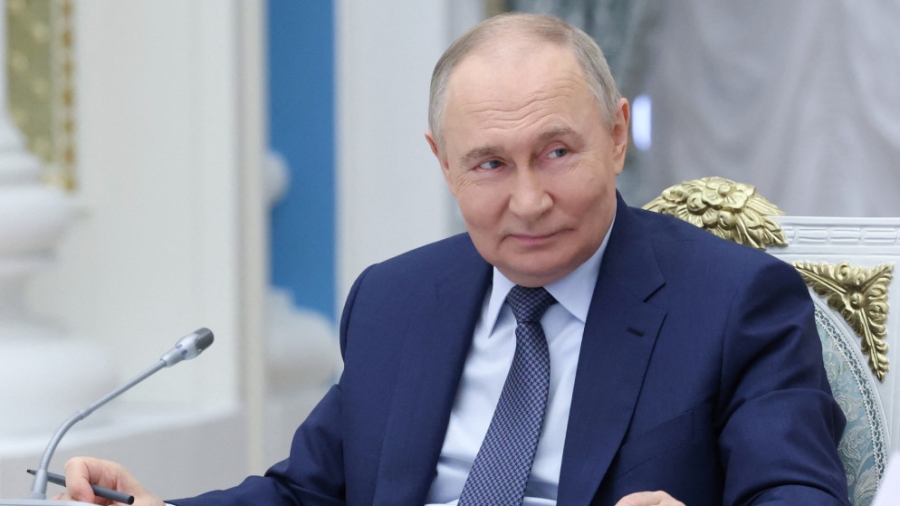 بوتين: أتفق مع تقييم أوبك بشأن الطلب المرتفع على النفط