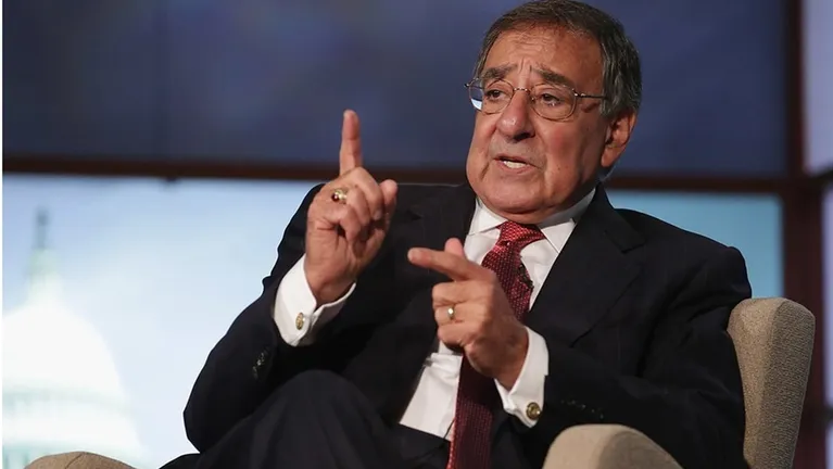 رئيس المخابرات الأمريكية الأسبق: أمريكا ستغرق إذا ضربت إيران