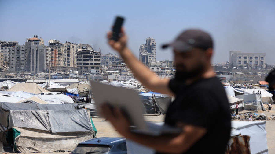 الاتصالات الفلسطينية: انقطاع خدمات الإنترنت والاتصالات الثابتة بمحافظتي غزة والشمال