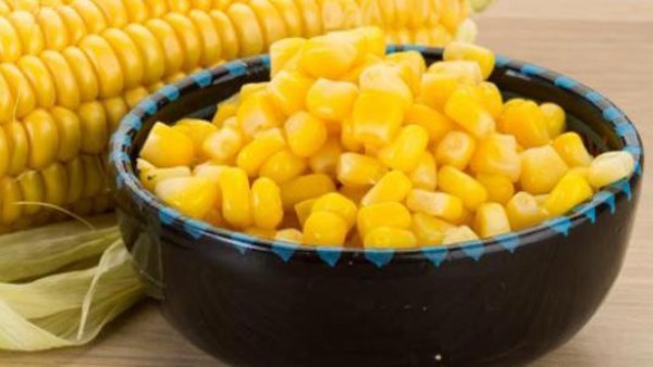 لذيذة وسهلة .. طريقة عمل الذرة المسلوقة في دقائق