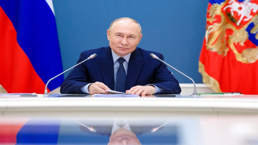 بوتين لعراقجي: مستعدون لمساعدة الشعب الإيراني