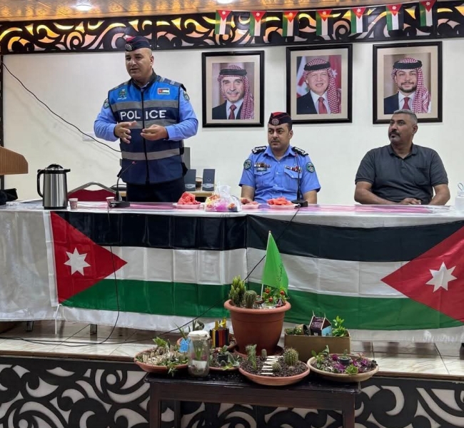 جلسة توعوية حول قواعد  السلامة المرورية