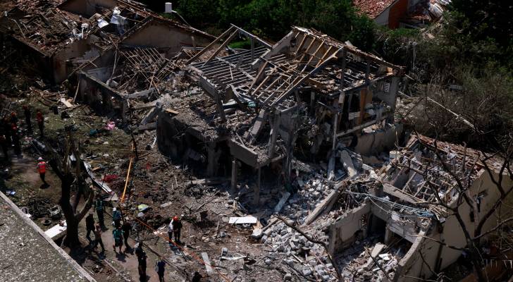 رويترز: المجال الجوي لدولة الإمارات مغلق استنادا إلى مسارات الطيران