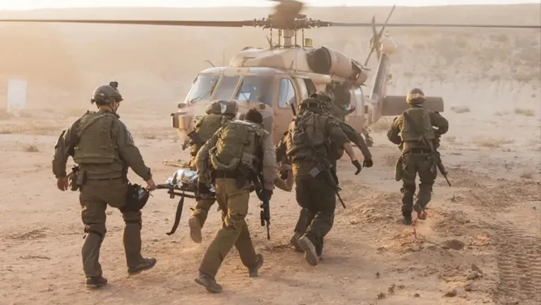 إعلام عبري: مقتل 3 جنود وإصابة 7 في كمين بغزة
