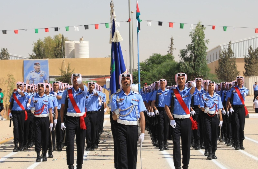 بالصور...المعايطة يرعي حفل تخريج كوكبة جديدة من الشرطة المستجدين