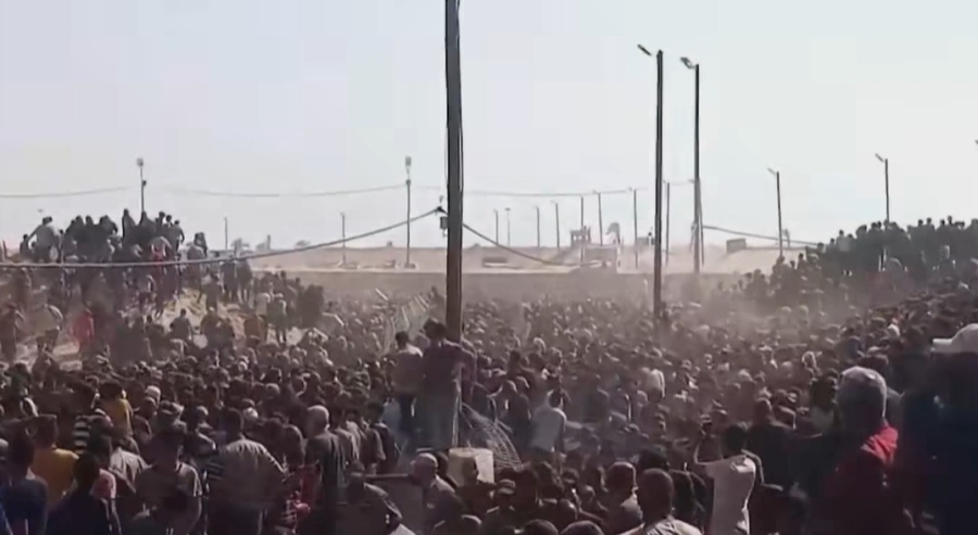 27  شهيدا برصاص الاحتلال عند مركز توزيع مساعدات في رفح