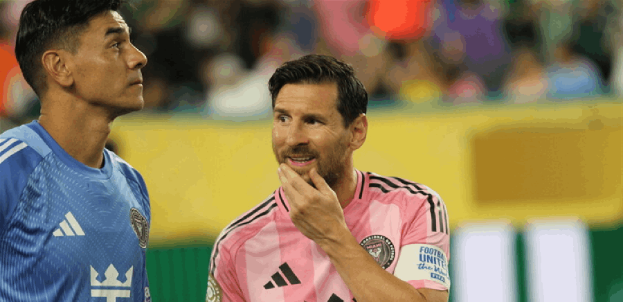 من شخص غير متوقع.. ميسي يتلقى عرض زواج