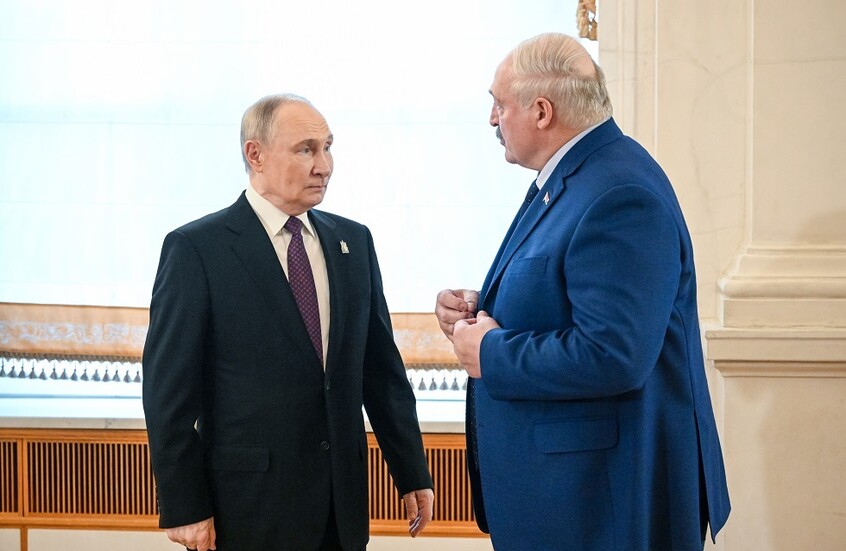 بوتين ولوكاشينكو يبحثان هاتفيا الوضع في أوكرانيا والشرق الأوسط