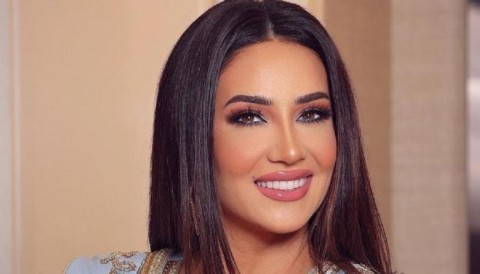 ديانا حداد تنفي شائعة اعتزالها وتؤكد استمرار نشاطها الفني بعد أداء العمرة