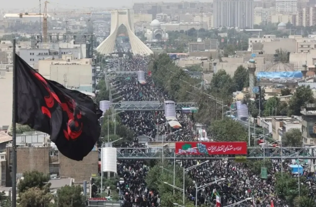 إيران تُشيّع جثامين قادة عسكريين وعلماء نوويين قتلوا في المواجهة مع إسرائيل