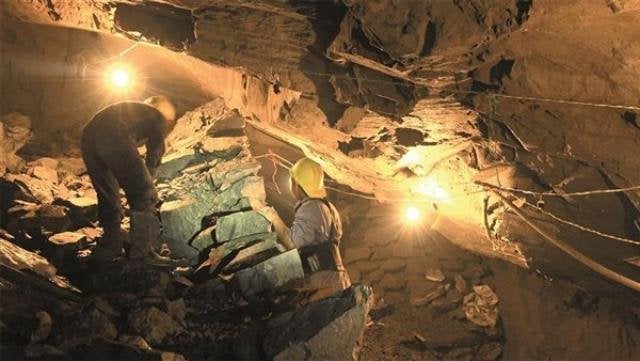 مصرع 50 شخصا فى انهيار منجم ذهب فى السودان