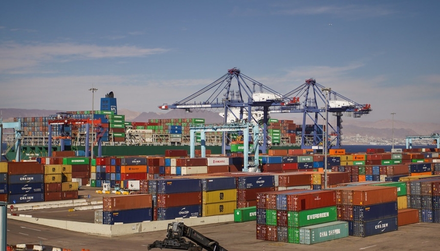 نمو الصادرات الوطنية بنسبة 10.6 خلال الثلث الأول للعام الحالي