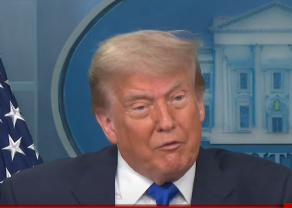 ترامب: المحادثات مع كندا ستتوقف لحين تخليهم عن ضرائب