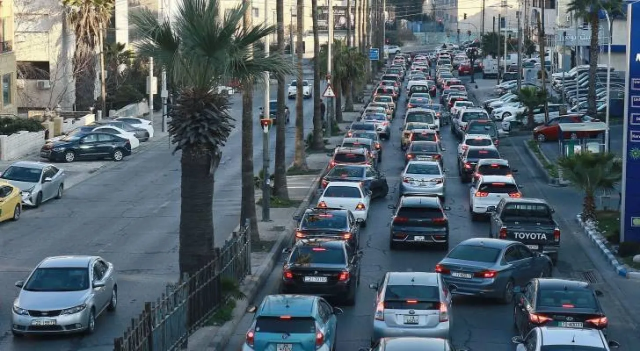 الأمن العام: إخفاء لوحات الأرقام أو التلاعب بها عقوبته تصل لـ 3 أشهر وغرامة تصل لـ 500 دينار