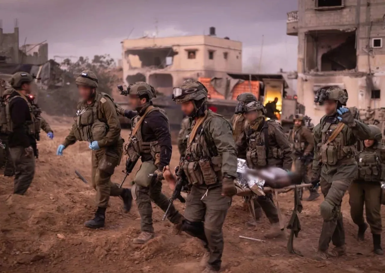 كمين للمقاومة في قطاع غزة يسفر عن مقتل جندي وإصابة أربعة آخرين