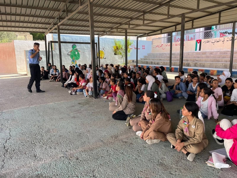 جلسة توعوية بالأغوار الشمالية حول الجرائم الإلكترونية