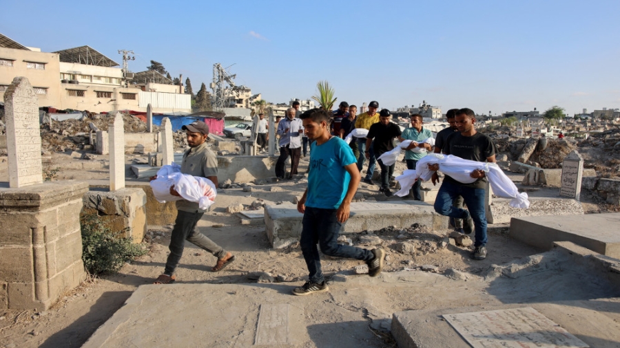 63 شهيدا بقصف الاحتلال على غزة بينهم 28 من منتظري المساعدات