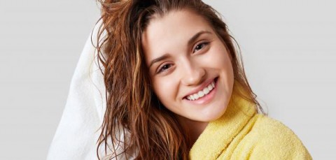 ودّعي نفشة الشعر بعد الاستحمام: خطوات سهلة لشعر ناعم ومثالي