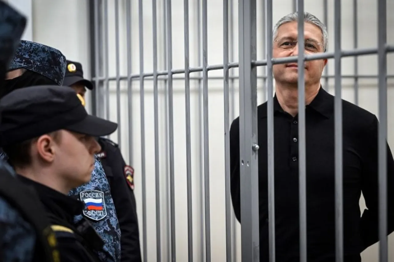 السجن 13 عاما لنائب وزير الدفاع الروسي بتهم فساد