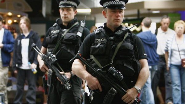 الشرطة البريطانية تعتقل نحو 2000 شخص في حملة صارمة ضد المخدرات