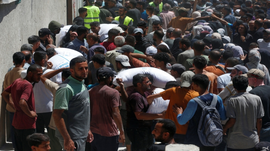 تسجيل 613 شهيدا حول مواقع توزيع المساعدات وقرب قوافل الإغاثة في غزة