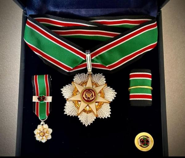 الملك ينعم على الرائد تامر المعايطة بوسام الاستحقاق العسكري