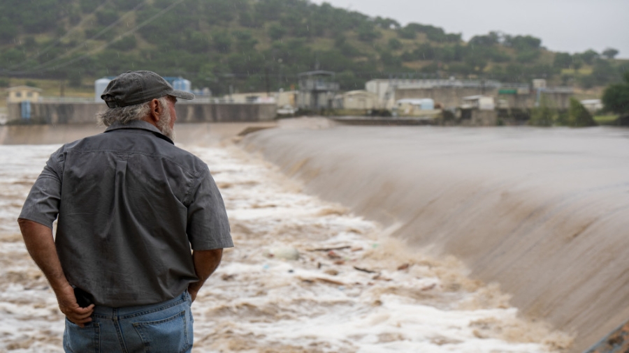 مقتل 13 على الأقل جراء سيول في ولاية تكساس الأميركية