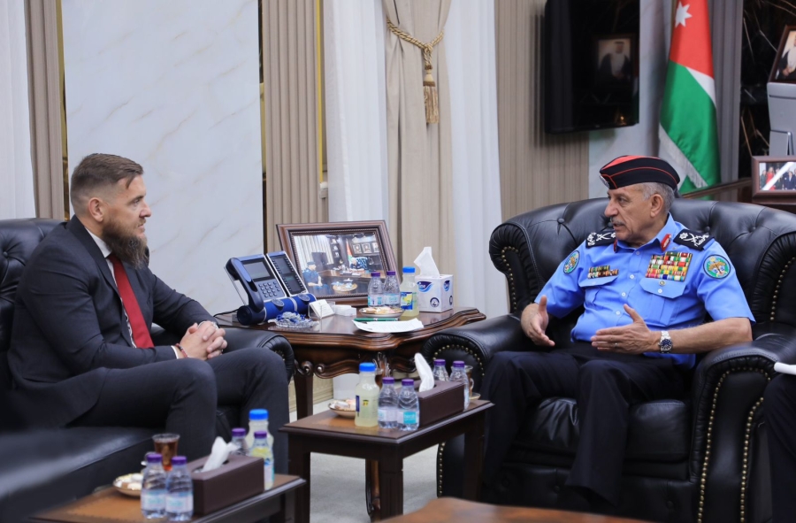 اللواء المعايطة يلتقي السّفير البولندي