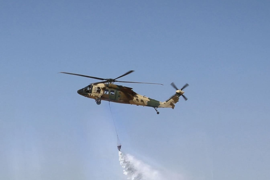 القوات المسلحة الأردنية تشارك في إخماد حرائق سوريا