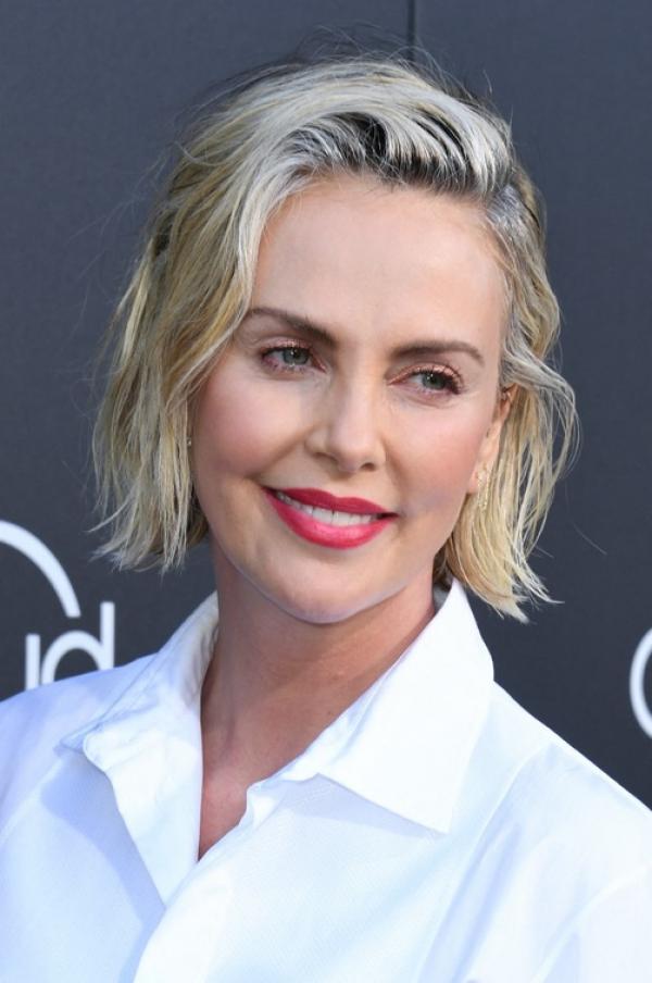 أجمل تسريحات الشعر المناسبة لقصة الكاريه