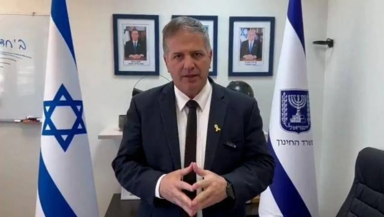 وزير إسرائيلي: إنهاء الحرب بغزة يهدد الائتلاف الحاكم