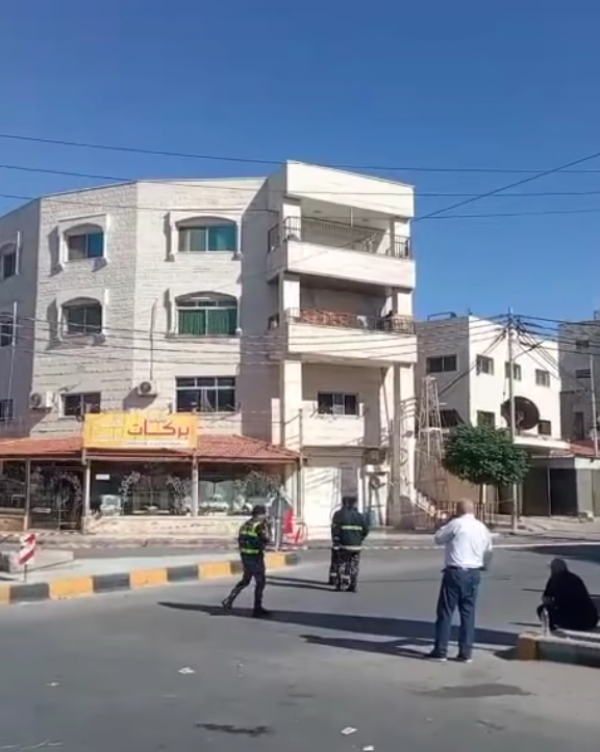 قرار بإزالة مبنى سكني آيل للسقوط في إربد