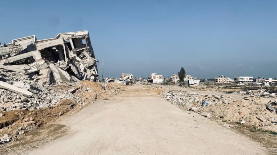 بلدية دير البلح: 150 ألف نازح والبلدية تعمل بالحد الأدنى بعد تدمير مقرها