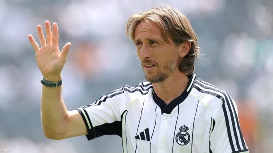 أليغري يعلن ضم مودريتش إلى ميلان الإيطالي