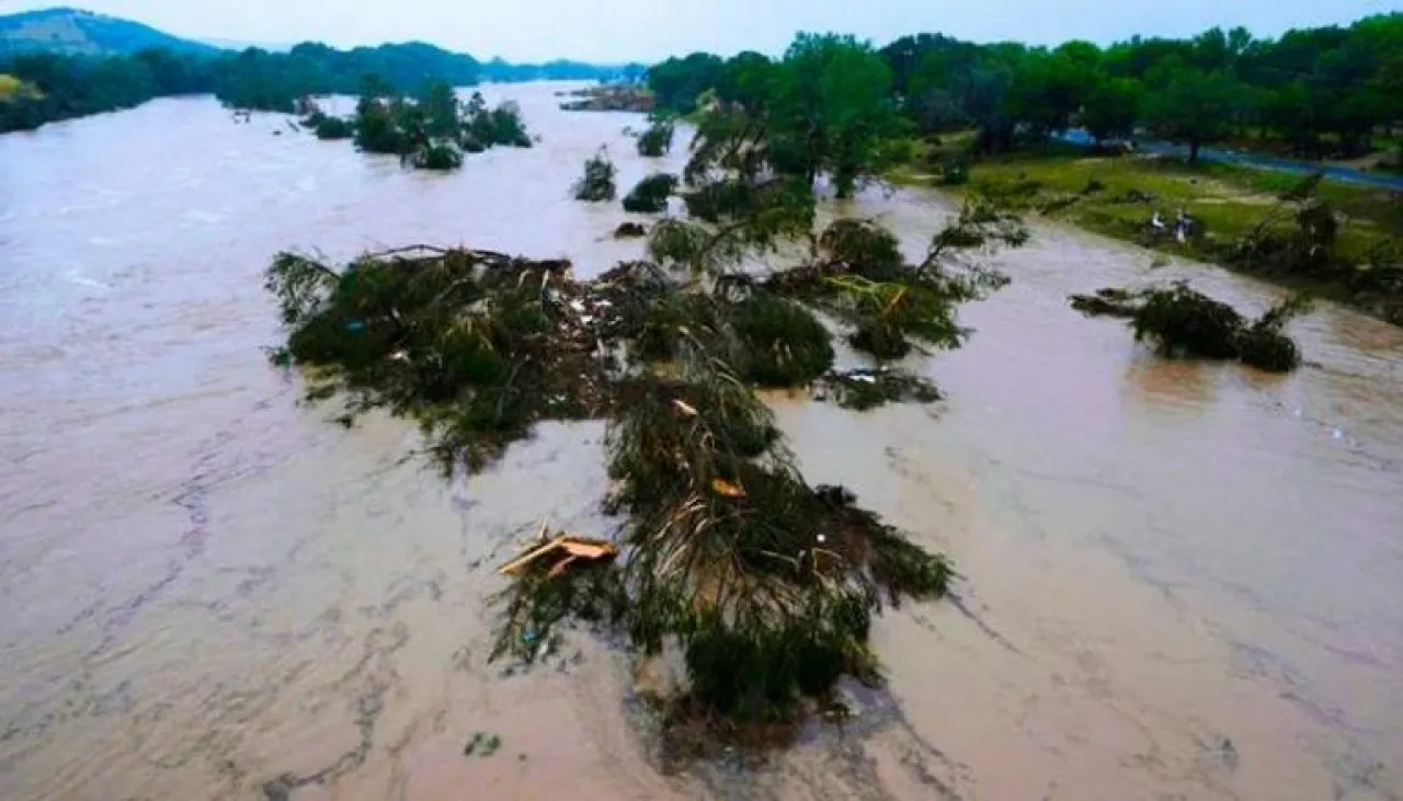 أميركا .. فيضان نهر يودي بالعشرات في تكساس