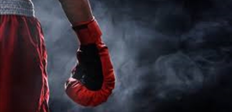 وفاة ملاكم شهير بعد ساعات من خسارته نزالًا احترافيًا (صورة)