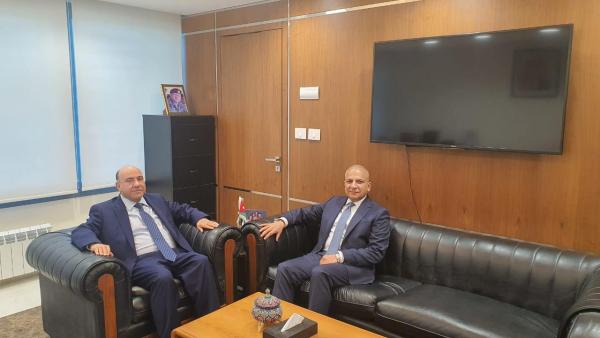 السفير الأردني في الجمهورية اللبنانية يبحث تعزيز التنسيق بين السفارتين الأردنية والعراقية في لبنان